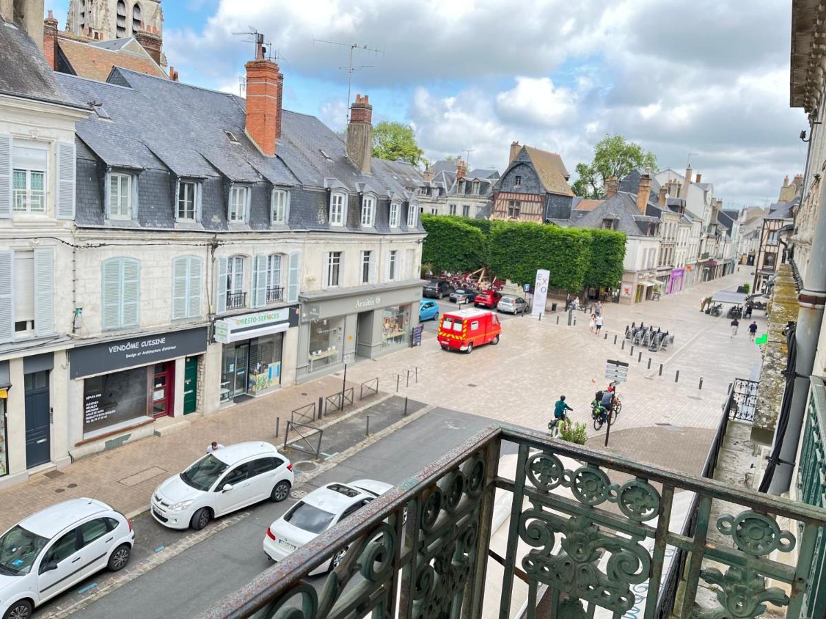 Appartements En Hyper Centre De Vendome Exterior photo