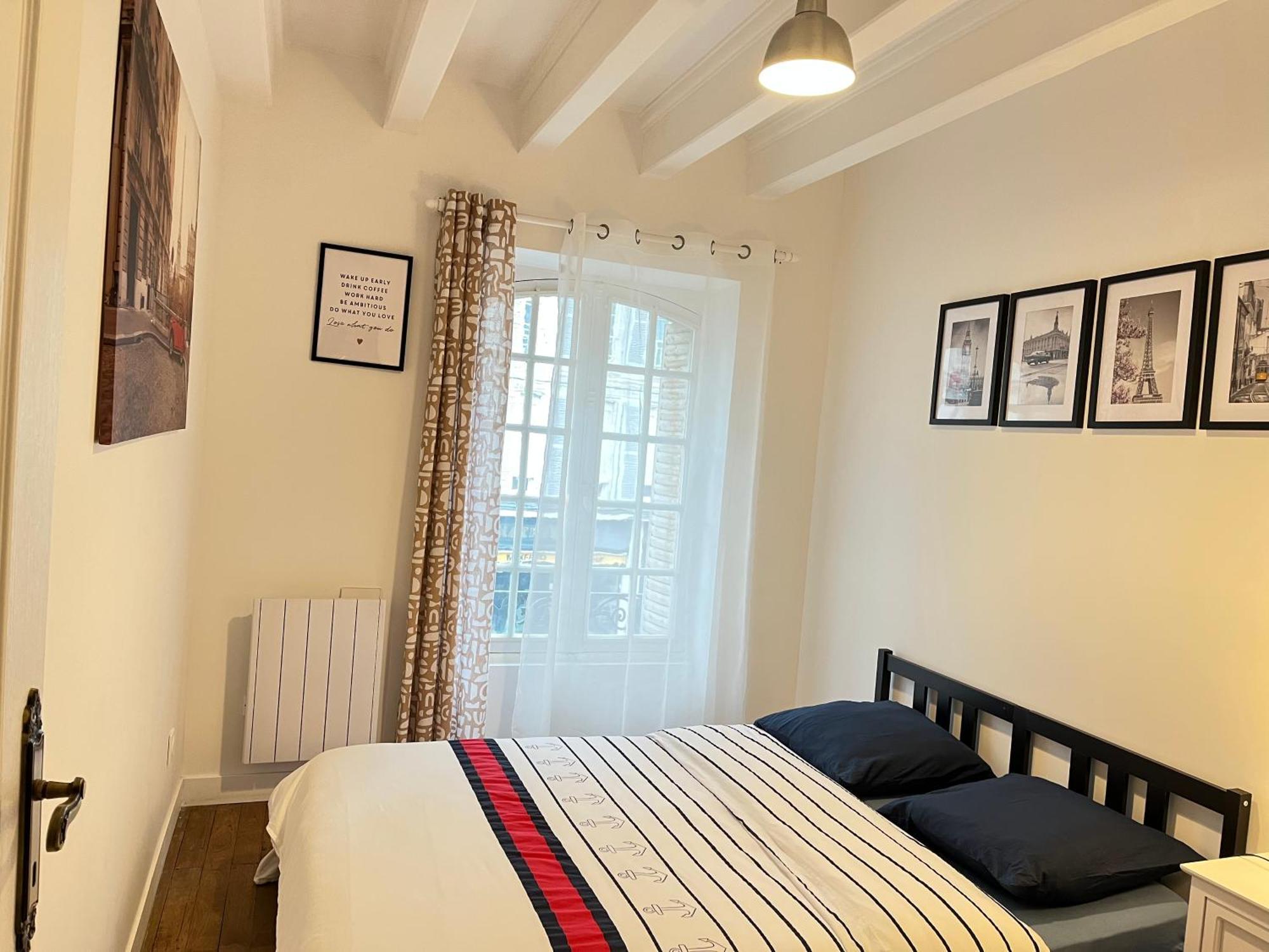 Appartements En Hyper Centre De Vendome Exterior photo