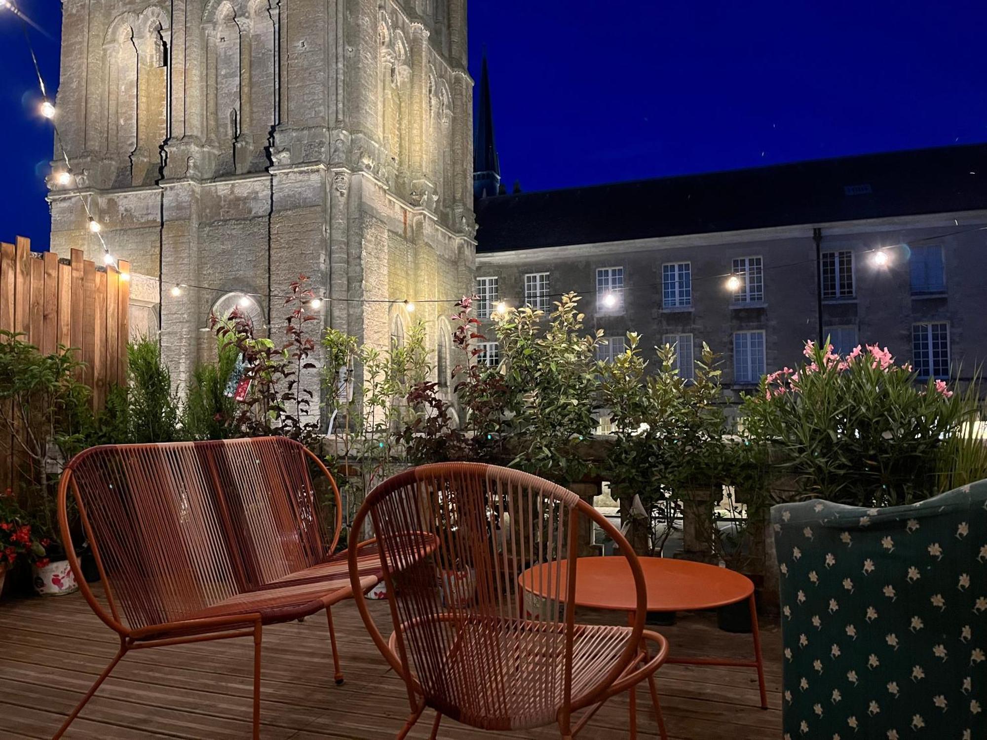 Appartements En Hyper Centre De Vendome Exterior photo