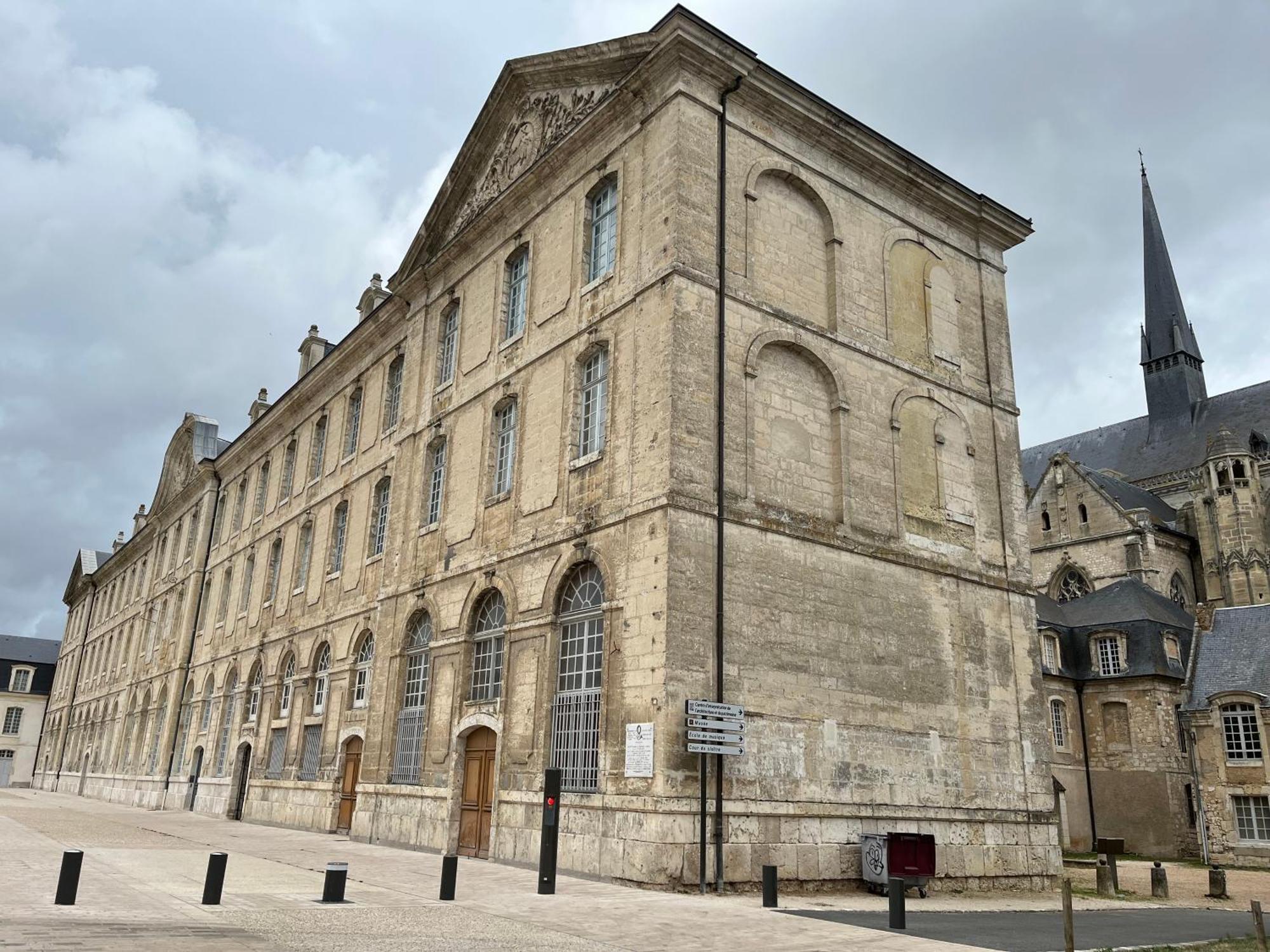 Appartements En Hyper Centre De Vendome Exterior photo