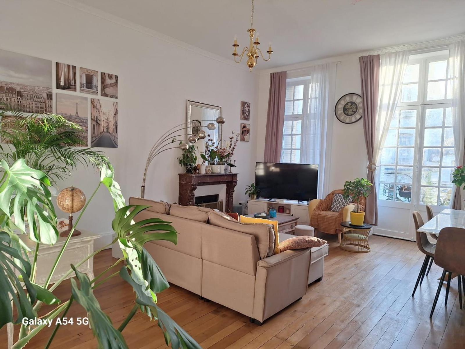 Appartements En Hyper Centre De Vendome Exterior photo